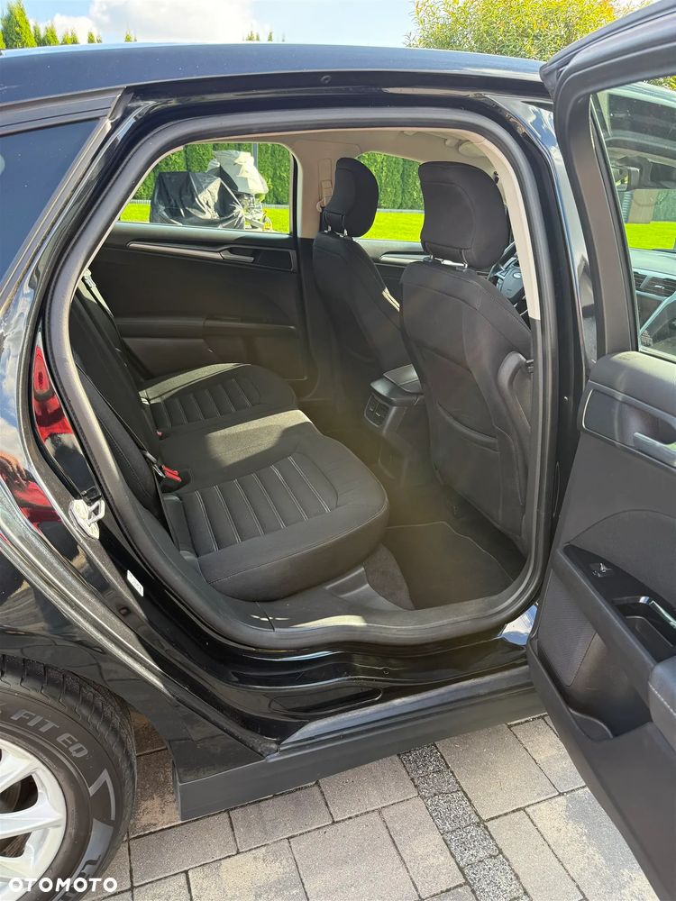 Ford Mondeo - 15