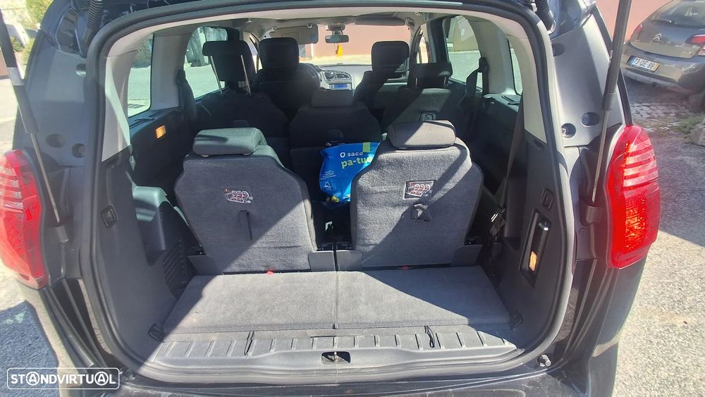 Peugeot 5008 1.6 E-HDi Tech-Motion CMP6 - 12