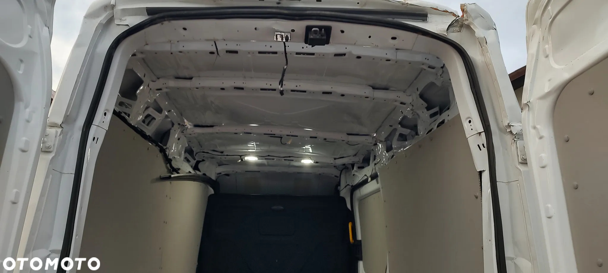 Ford transit - 15