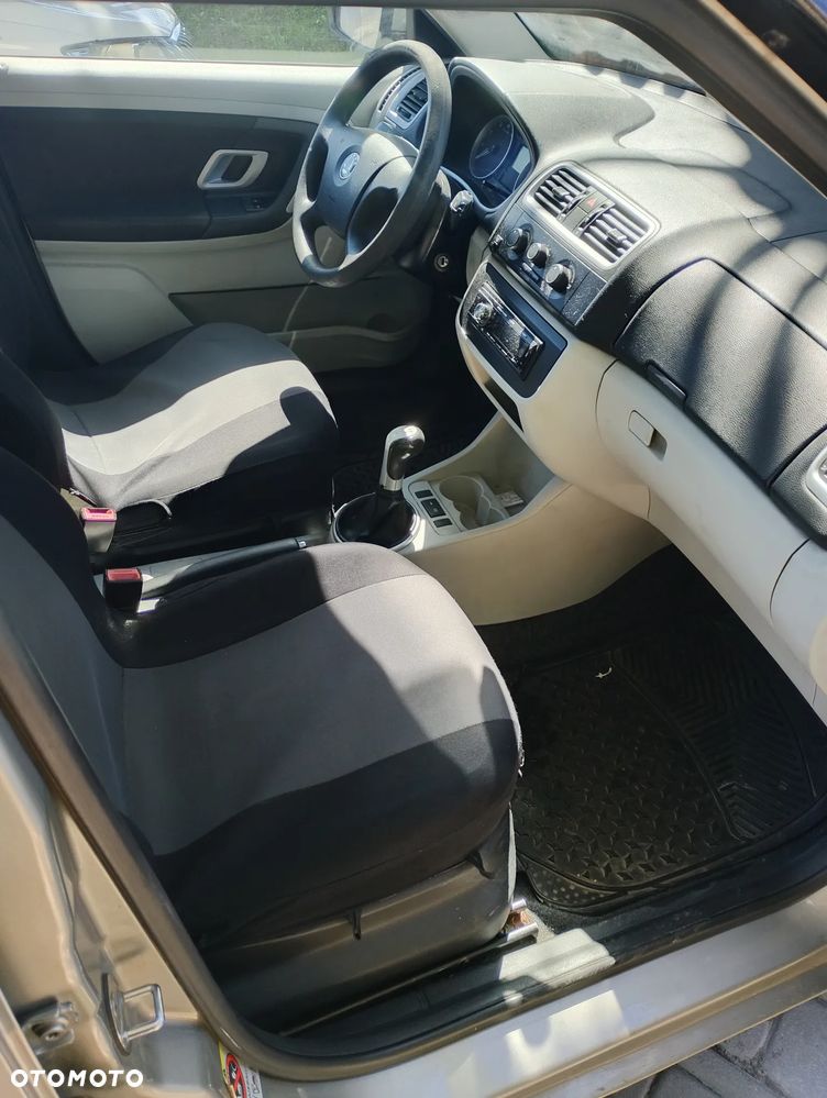 Skoda Fabia 1.4 16V Ambiente - 7