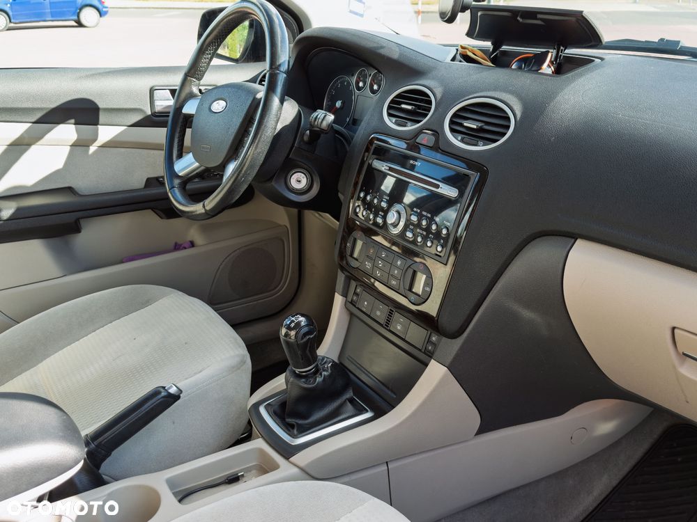 Ford Focus - 11