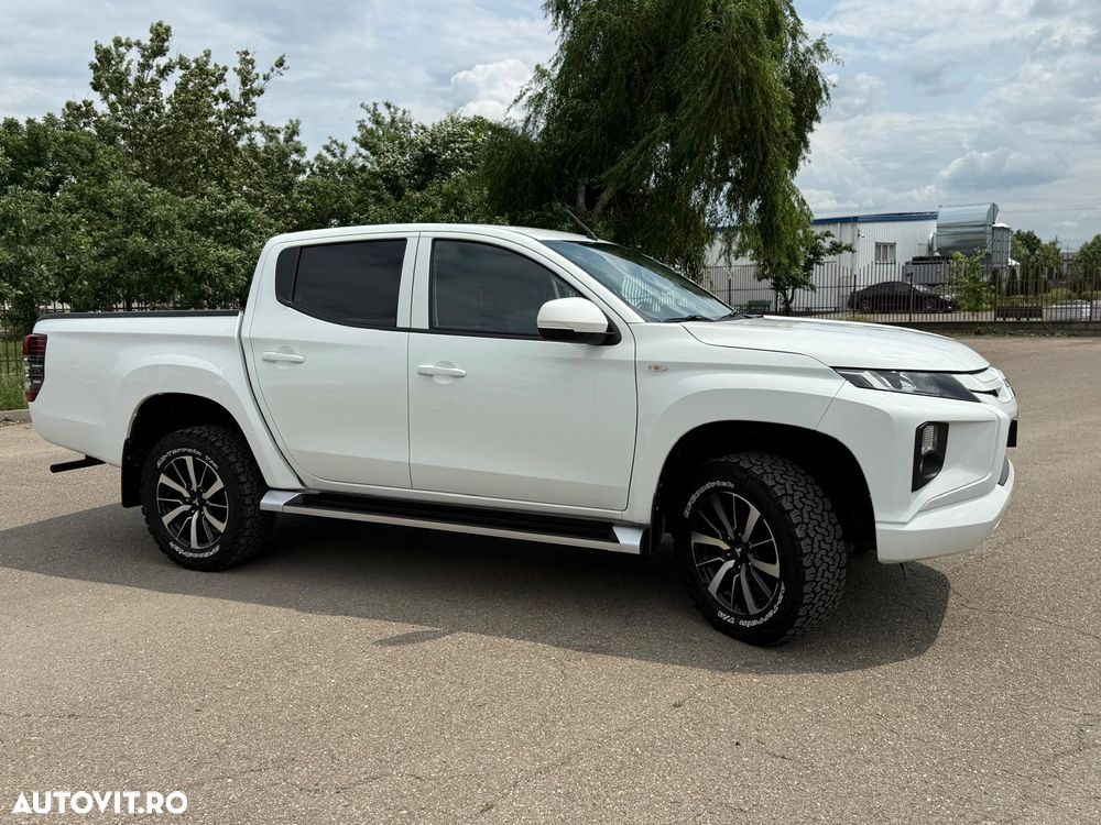 Mitsubishi L200 Double Cab 2.2 DI-D M/T Instyle - 4