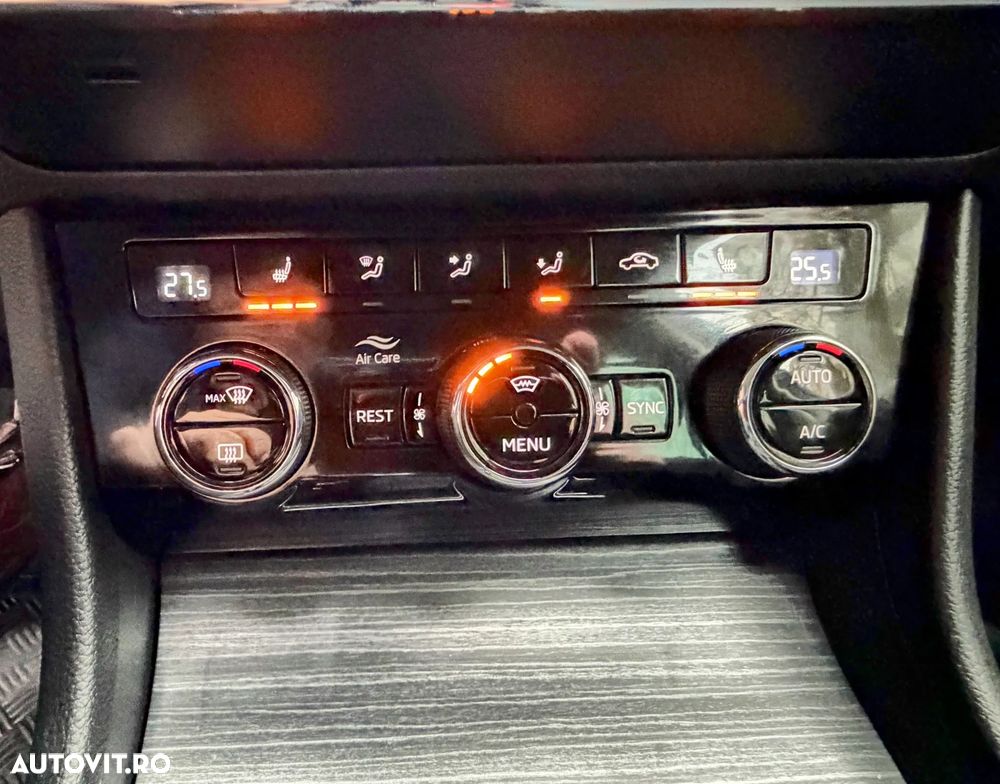 Skoda Superb 2.0 TDI DSG Style - 26