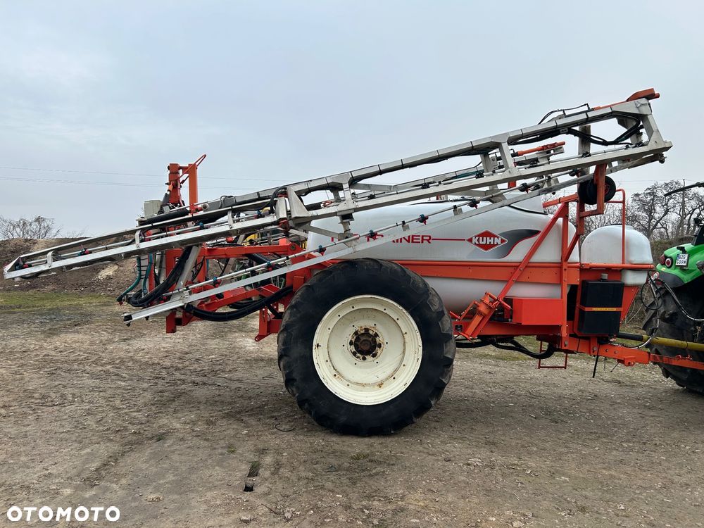 Kuhn Top Trainer - 7