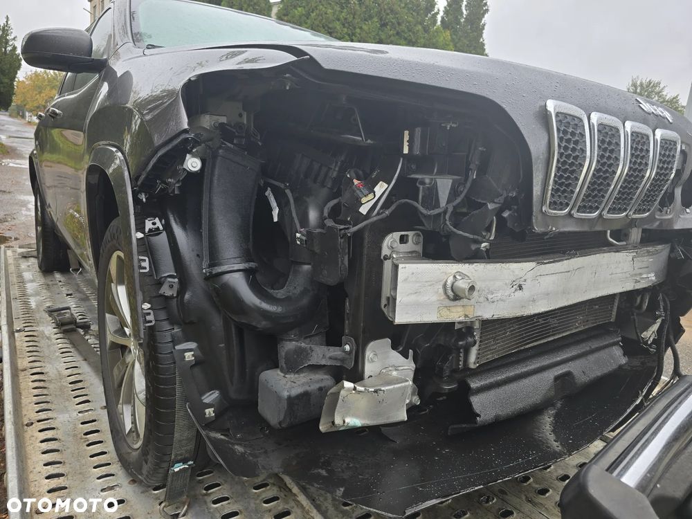Jeep Cherokee 2.0 T Active Drive I Automatik Overland - 27