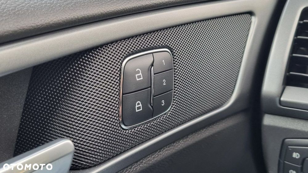 Ford Mondeo - 26