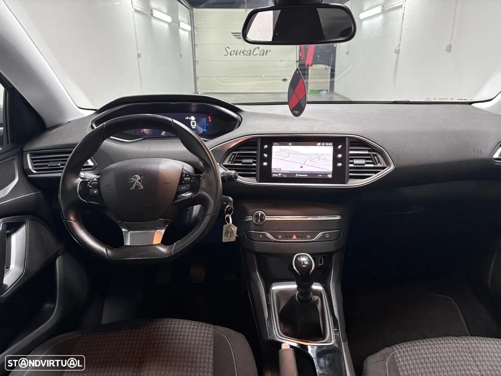 Peugeot 308 1.2 PureTech Access P.Business - 11