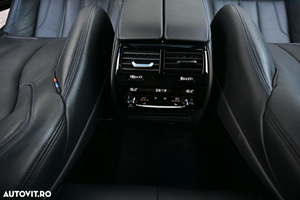 BMW Seria 5 530i xDrive AT - 18