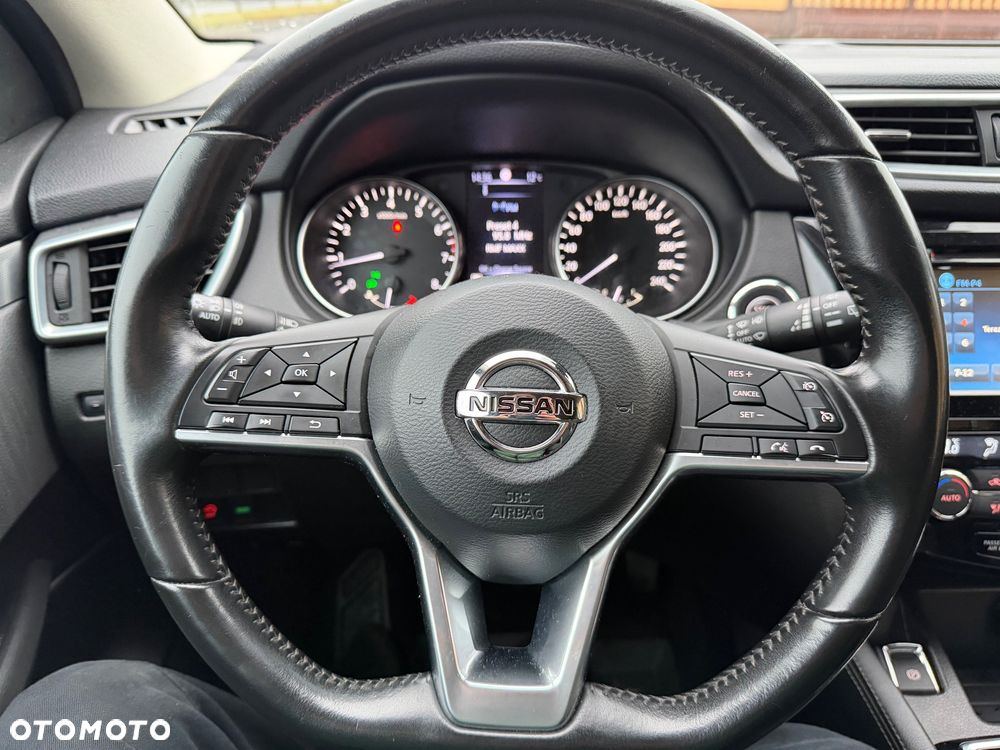 Nissan Qashqai 1.2 DIG-T N-Connecta Xtronic EU6 - 23