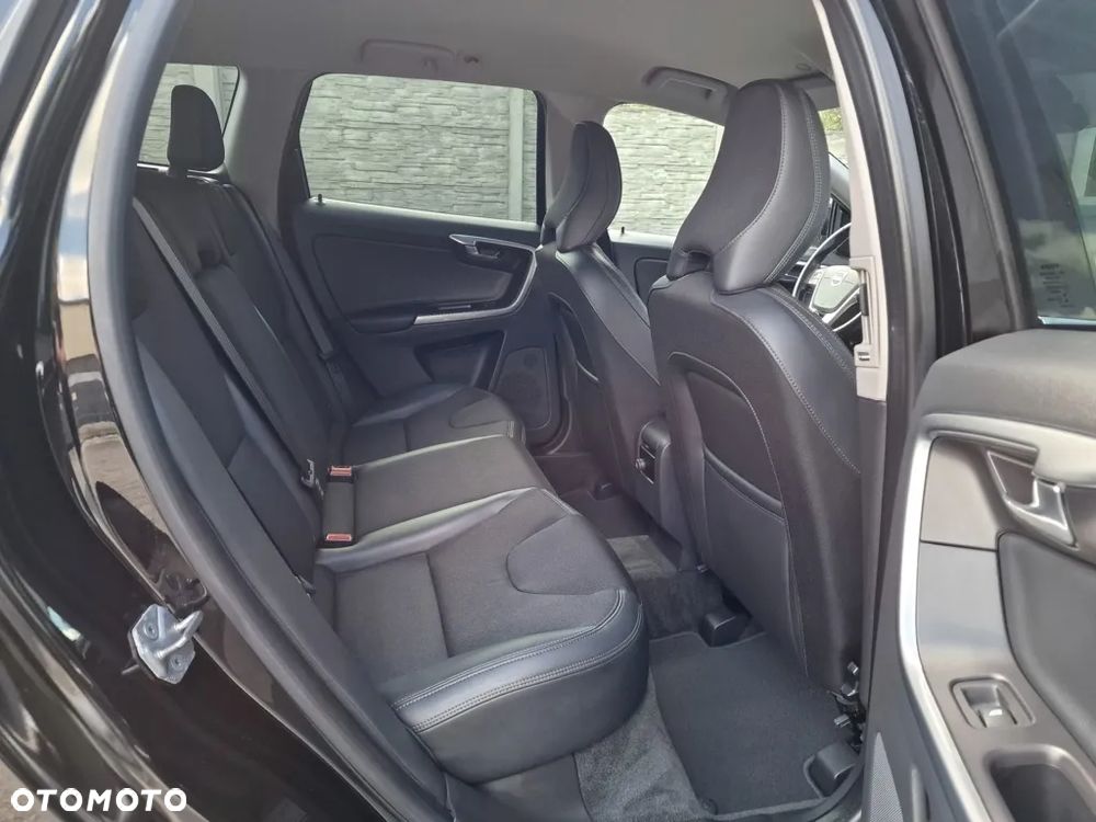 Volvo XC 60 D4 Drive-E Summum - 24