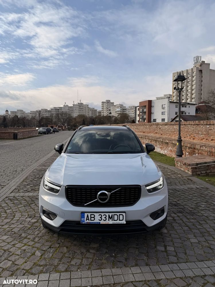 Volvo XC 40 - 1