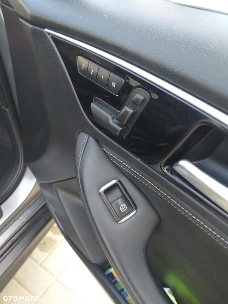 Infiniti QX30 2.2d DCT AWD Premium Tech - 8