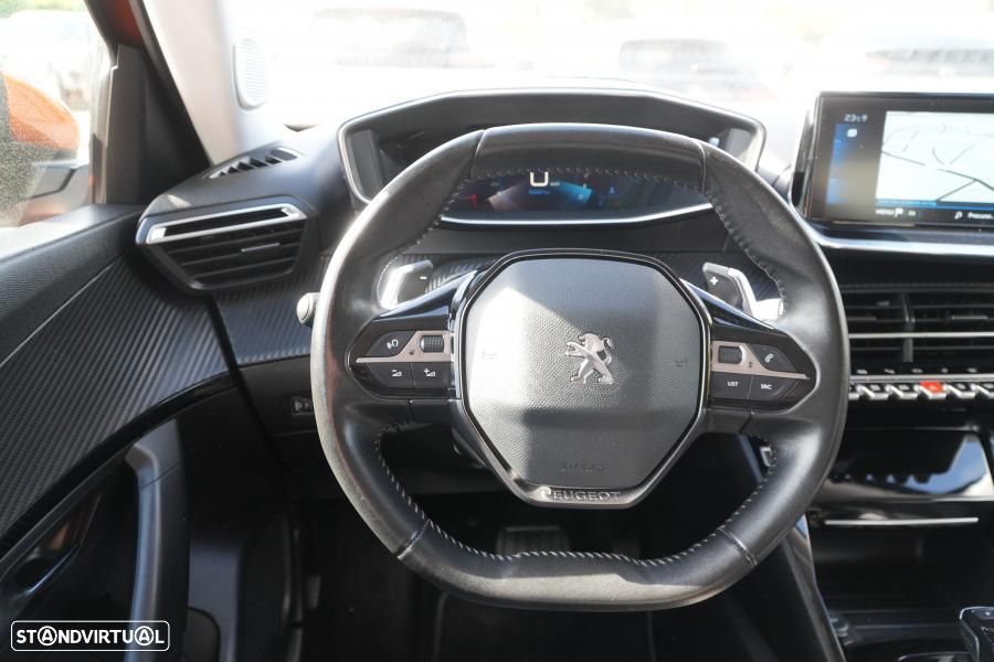 Peugeot 2008 PureTech 130 EAT8 Allure - 10