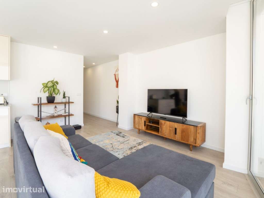 Apartamento T2 Novo para Arrendamento Mobilado - Grande imagem: 3/24