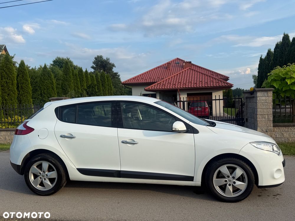 Renault Megane 1.6 16V Dynamique Euro5 - 25