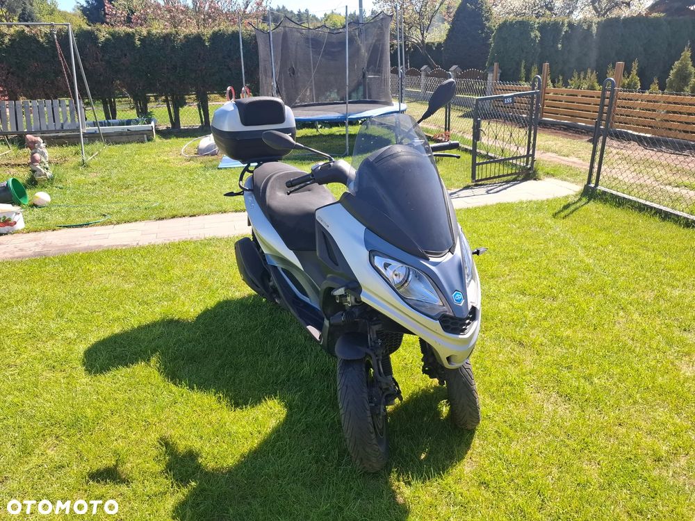 Piaggio MP-3 - 8