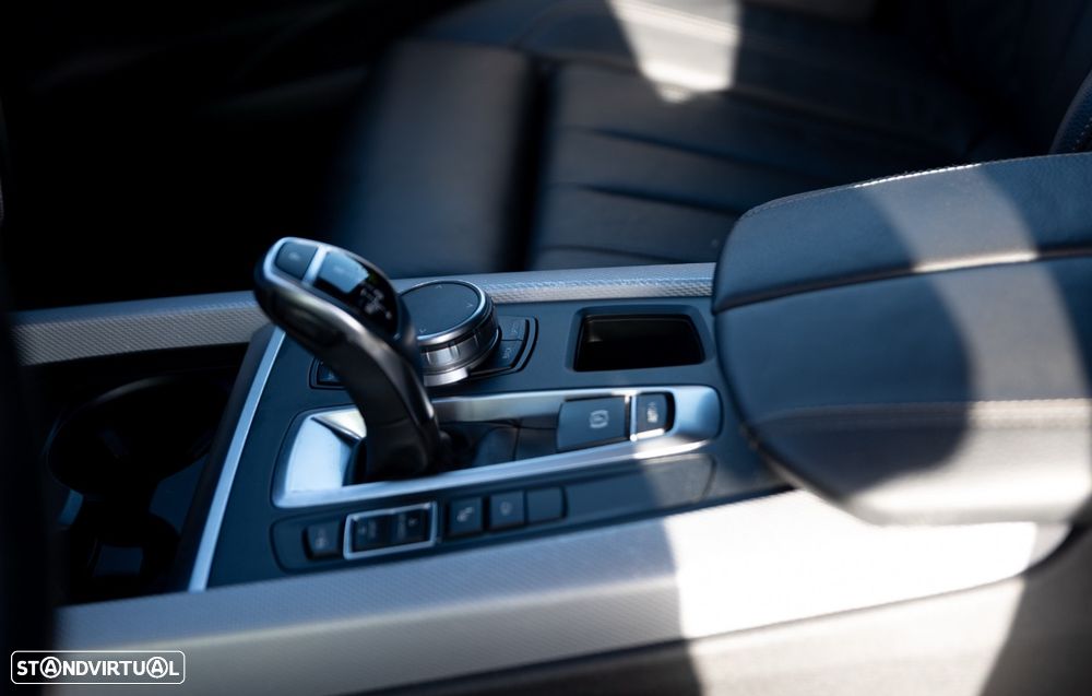 BMW X5 25 d sDrive Pack M - 37