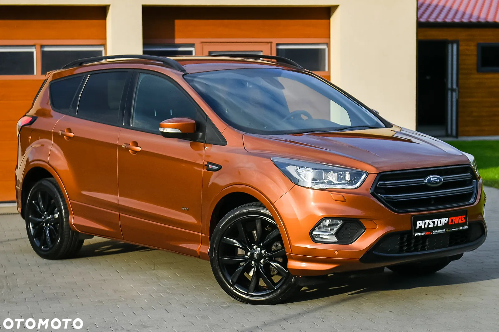 Ford Kuga 2.0 EcoBlue 4x4 ST-LINE - 2