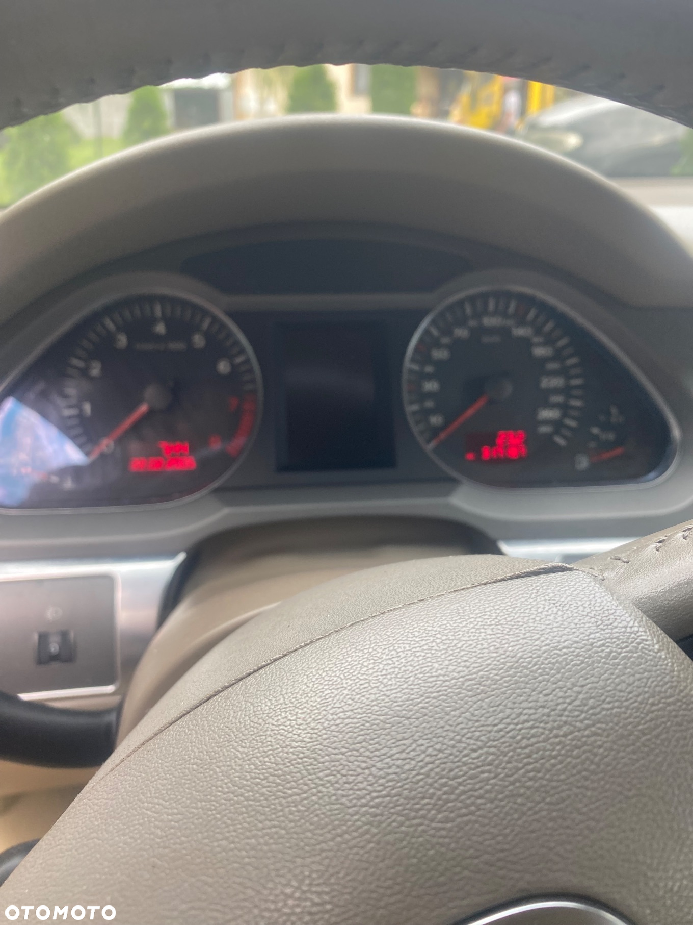 Audi A6 - 8