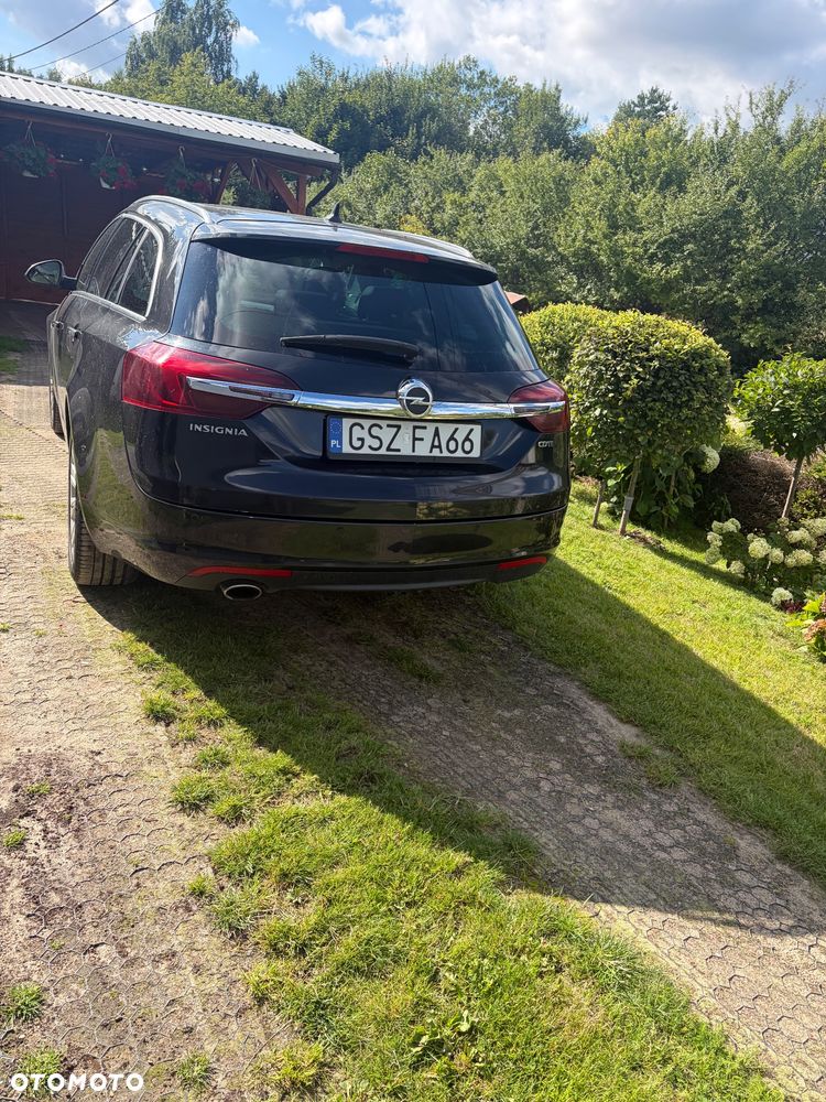 Opel Insignia CT 2.0 CDTI - 1