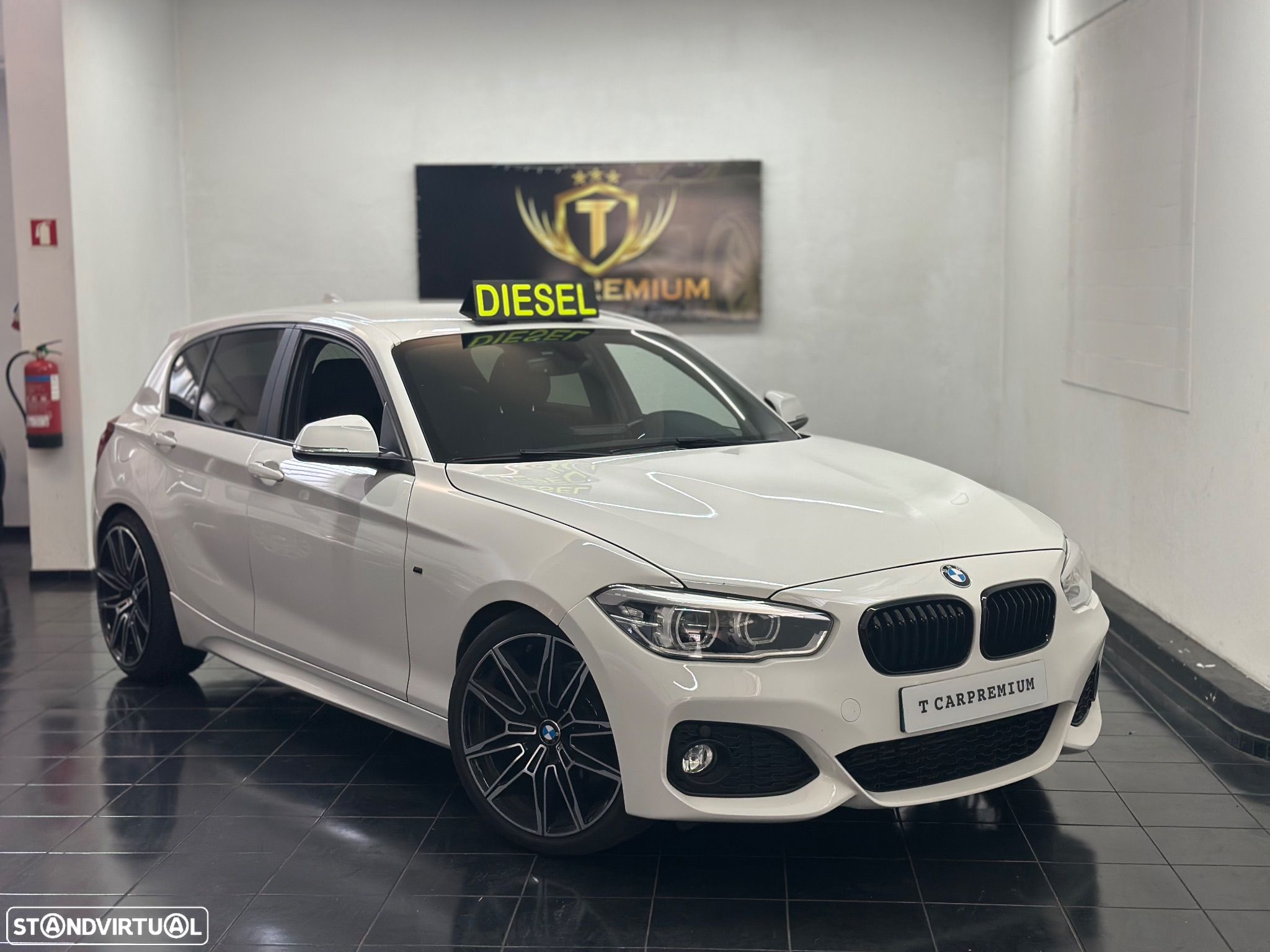 BMW 116 d Pack M - 1