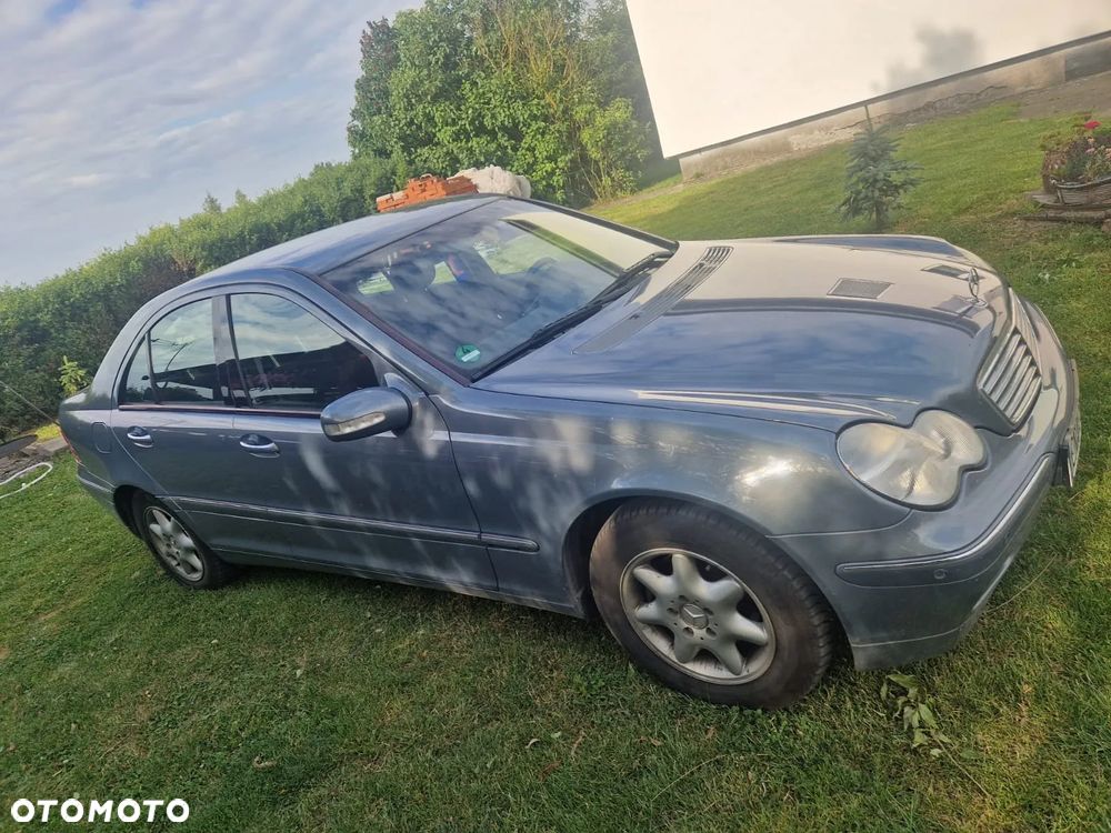 Mercedes-Benz Klasa C 180 Kompressor Elegance - 3