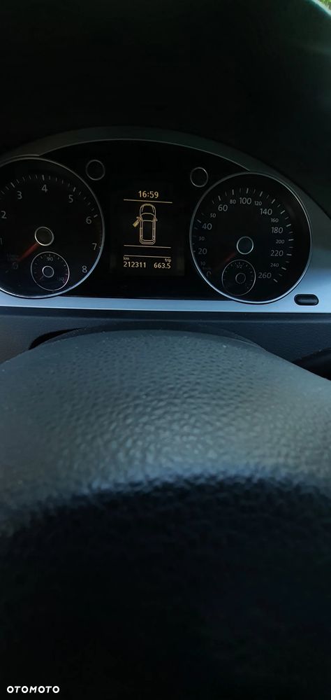 Volkswagen Passat - 7