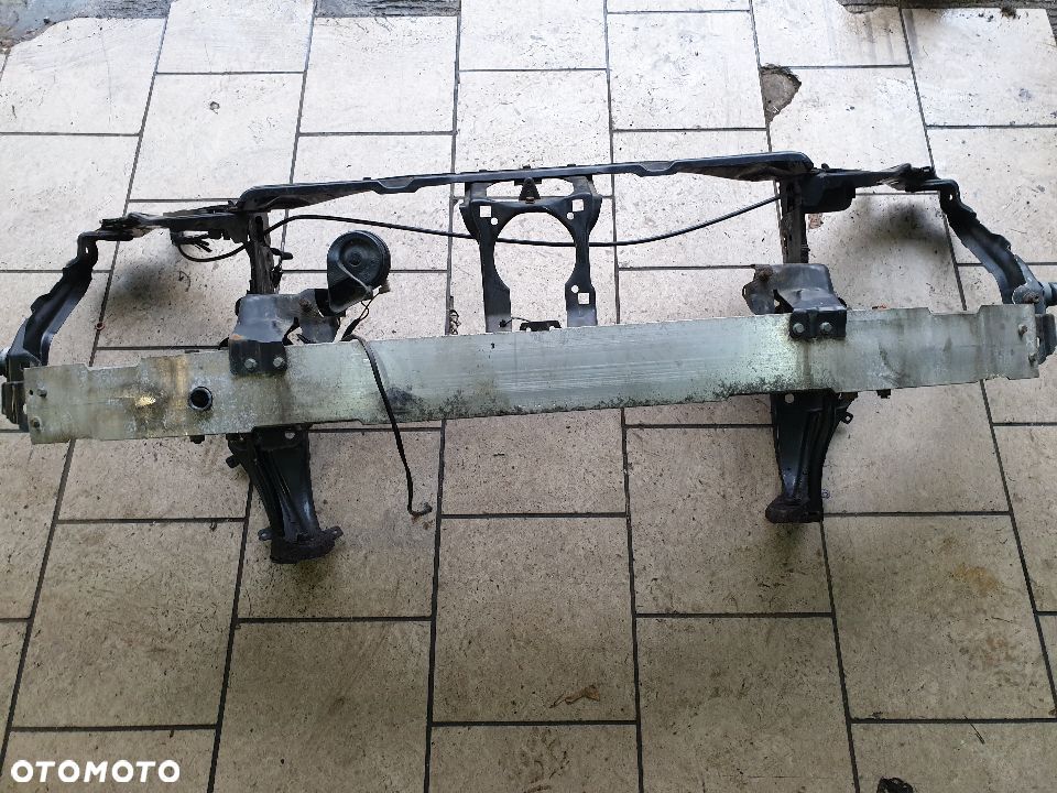 Mercedes W211 Belka przednia pas wzmocnienie