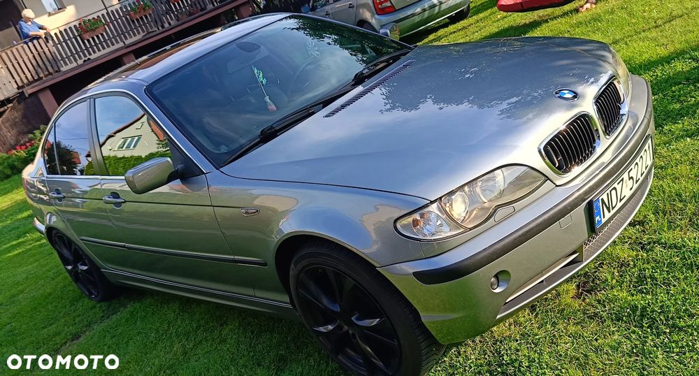 BMW Seria 3 330ix - 1