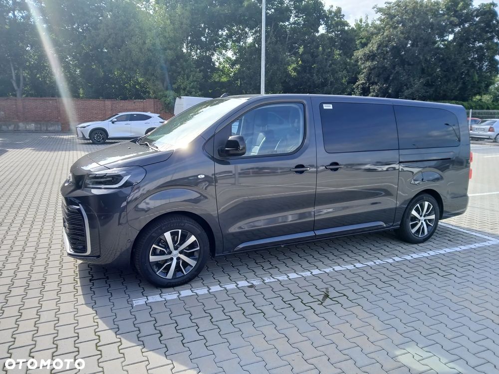 Toyota Proace Verso 2.0 D4-D Long VIP - 4