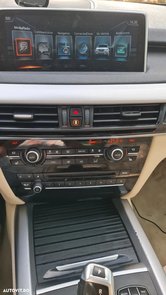 BMW X5 xDrive35i Sport-Aut. - 7