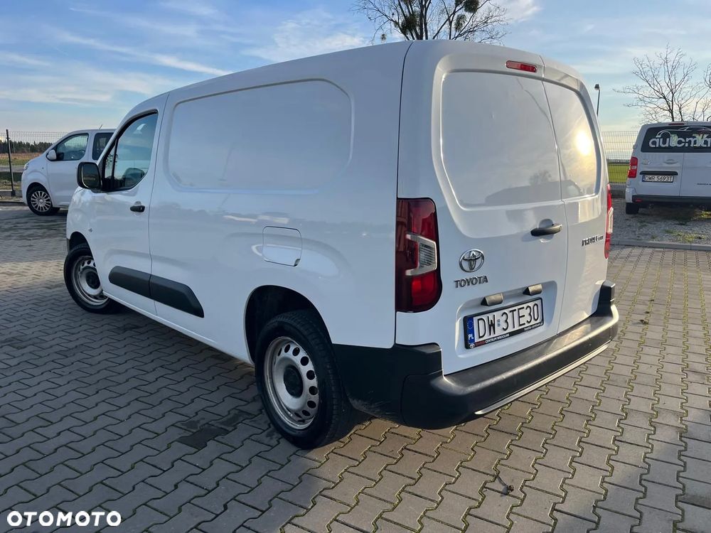 Toyota Proace City - 4