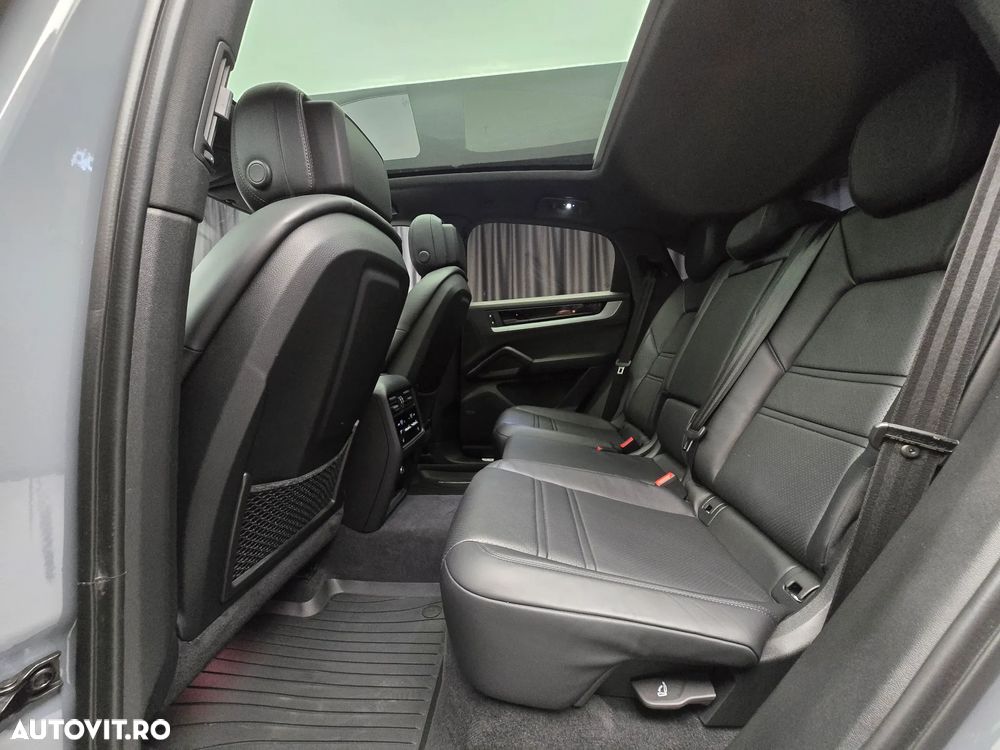 Porsche Cayenne Coupe S Tiptronic S - 16