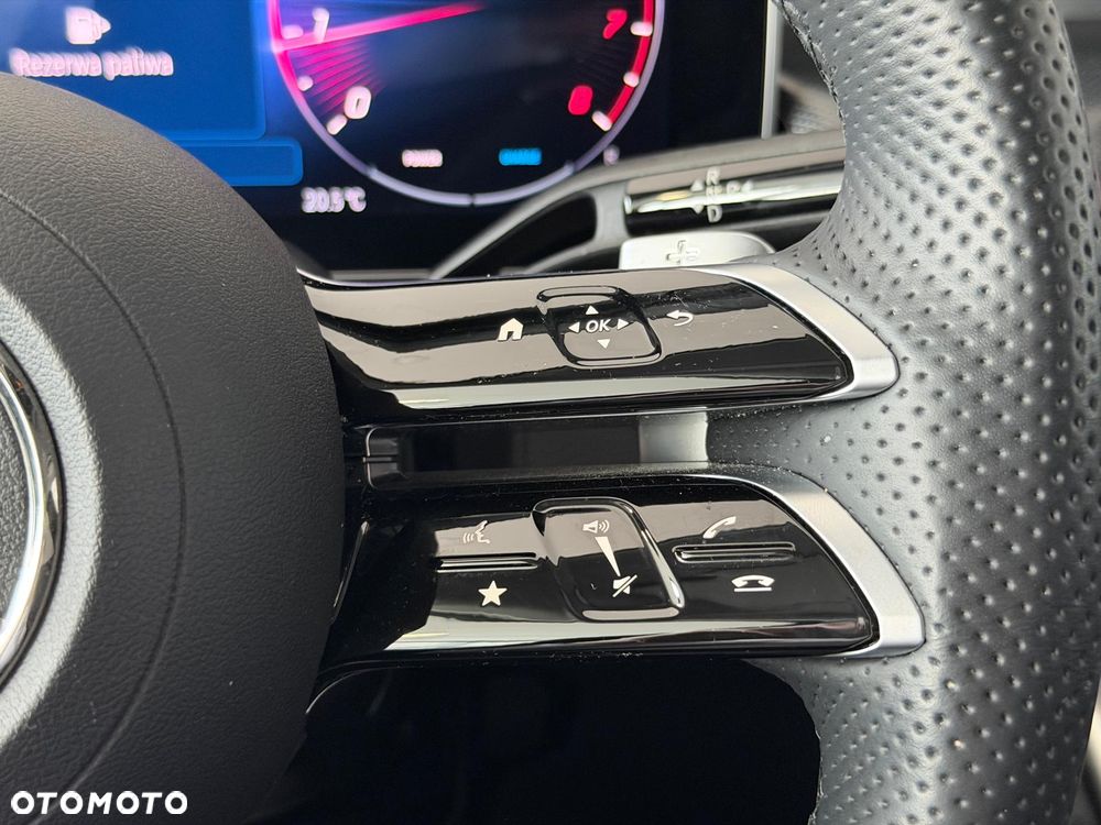 Mercedes-Benz GLC - 18