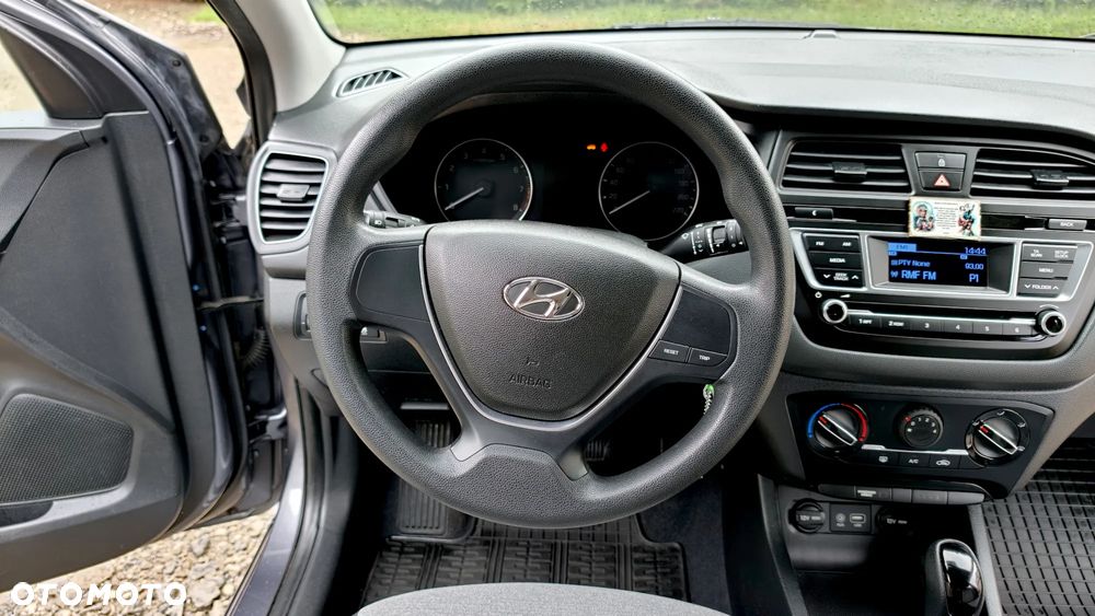 Hyundai i20 1.4 Classic + - 10