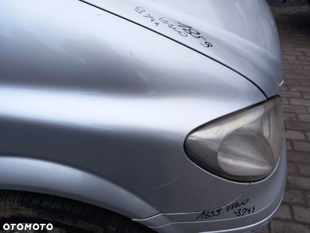 MERCEDES VIANO BŁOTNIK PRAWY PRZEDNI PRAWY PRZÓD KOLOR: 9744 - 4