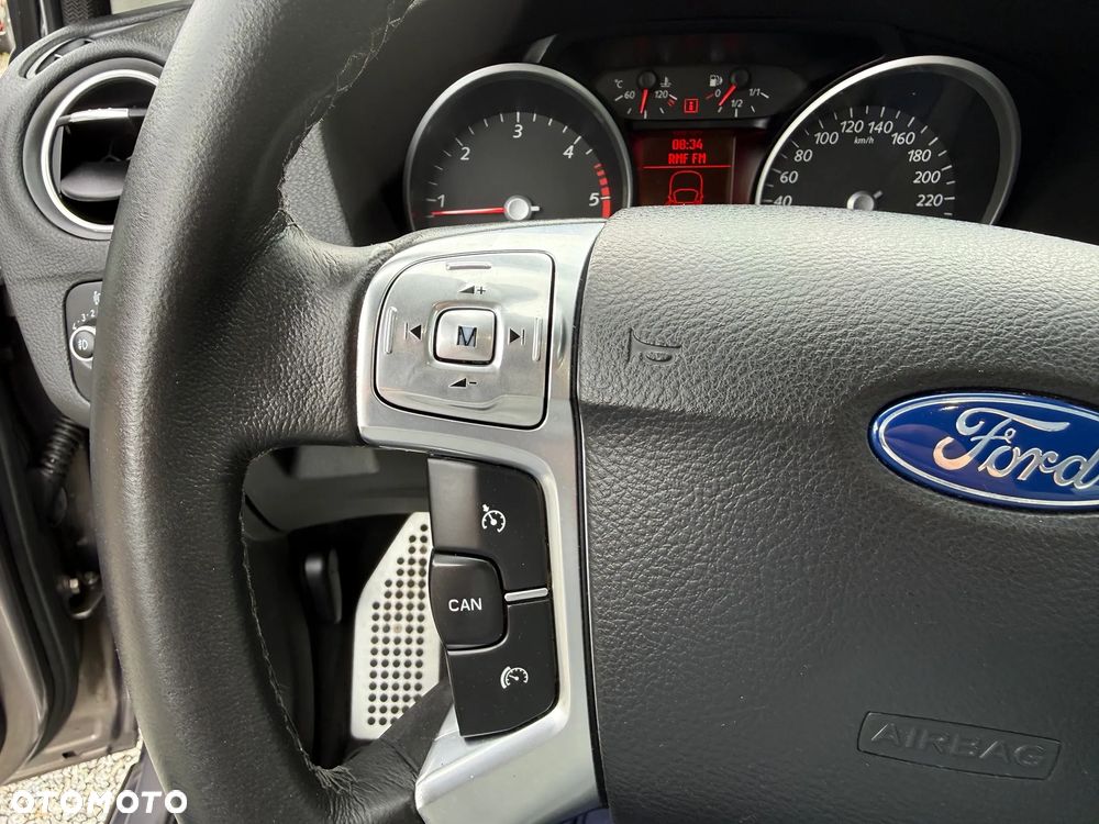 Ford Mondeo 2.0 TDCi Champions Edition - 30