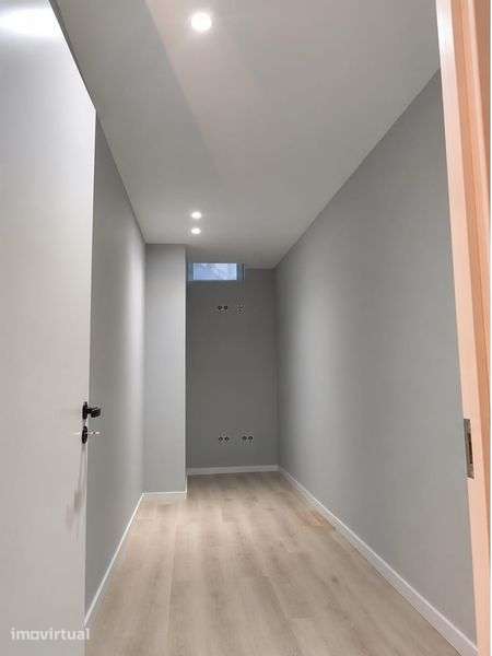 Apartamento T1 +1 em Valbom - Grande imagem: 5/6