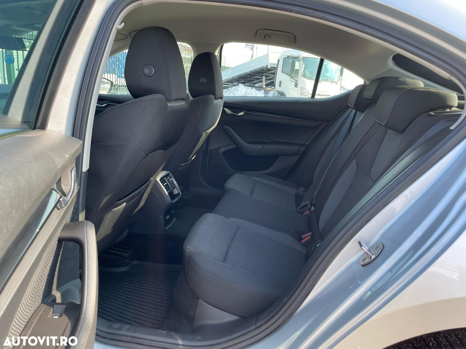 Skoda Octavia 2.0 TDI Ambition - 19