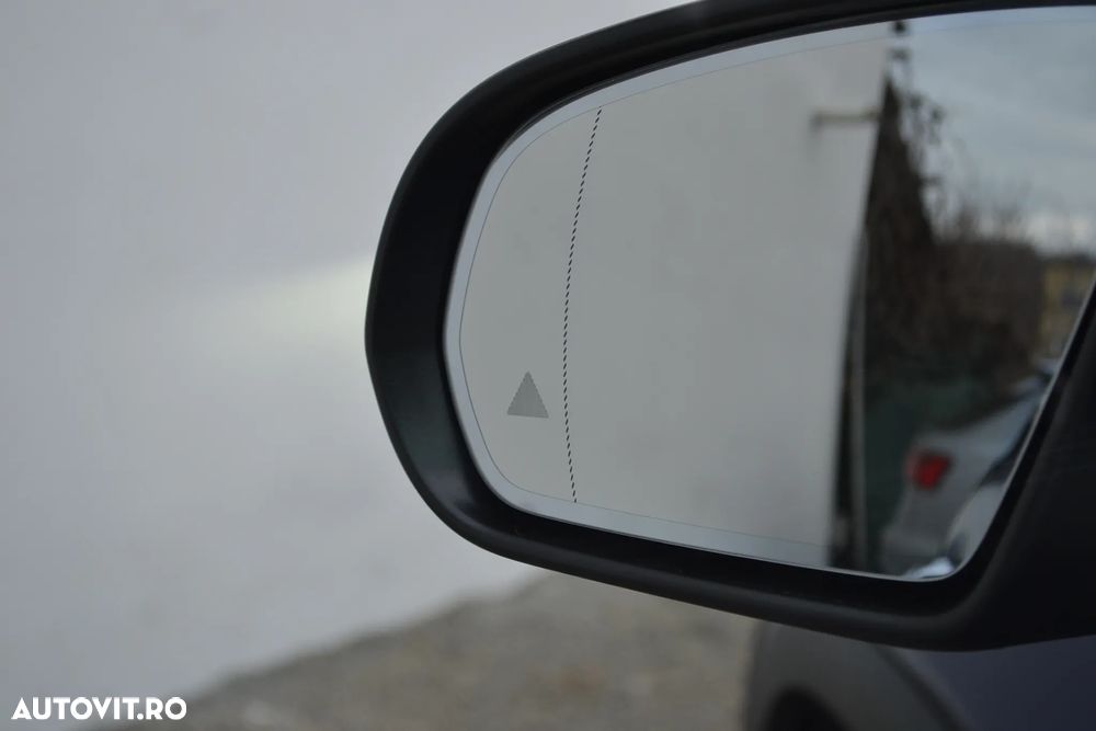 Mercedes-Benz GLB 200 d 4MATIC Aut. - 32