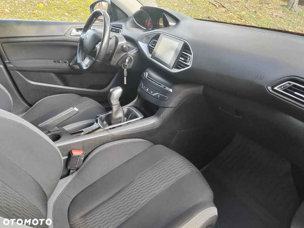 Peugeot 308 1.6 BlueHDi Business Line S&S - 8