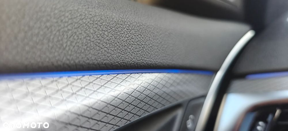 BMW Seria 5 540i - 16