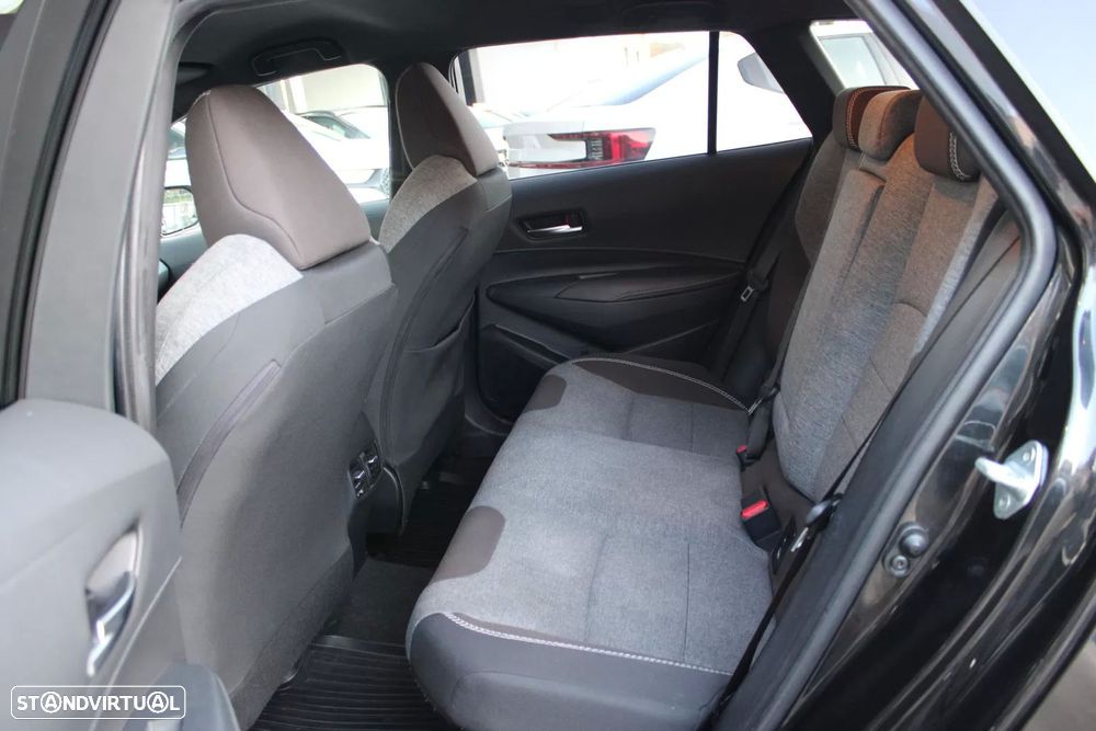 Toyota Corolla 1.8 Hybrid Active - 6