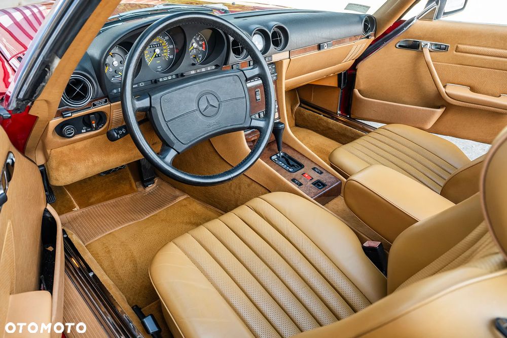 Mercedes-Benz SL - 22