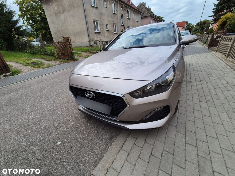 Hyundai i30 1.4 Comfort - 8