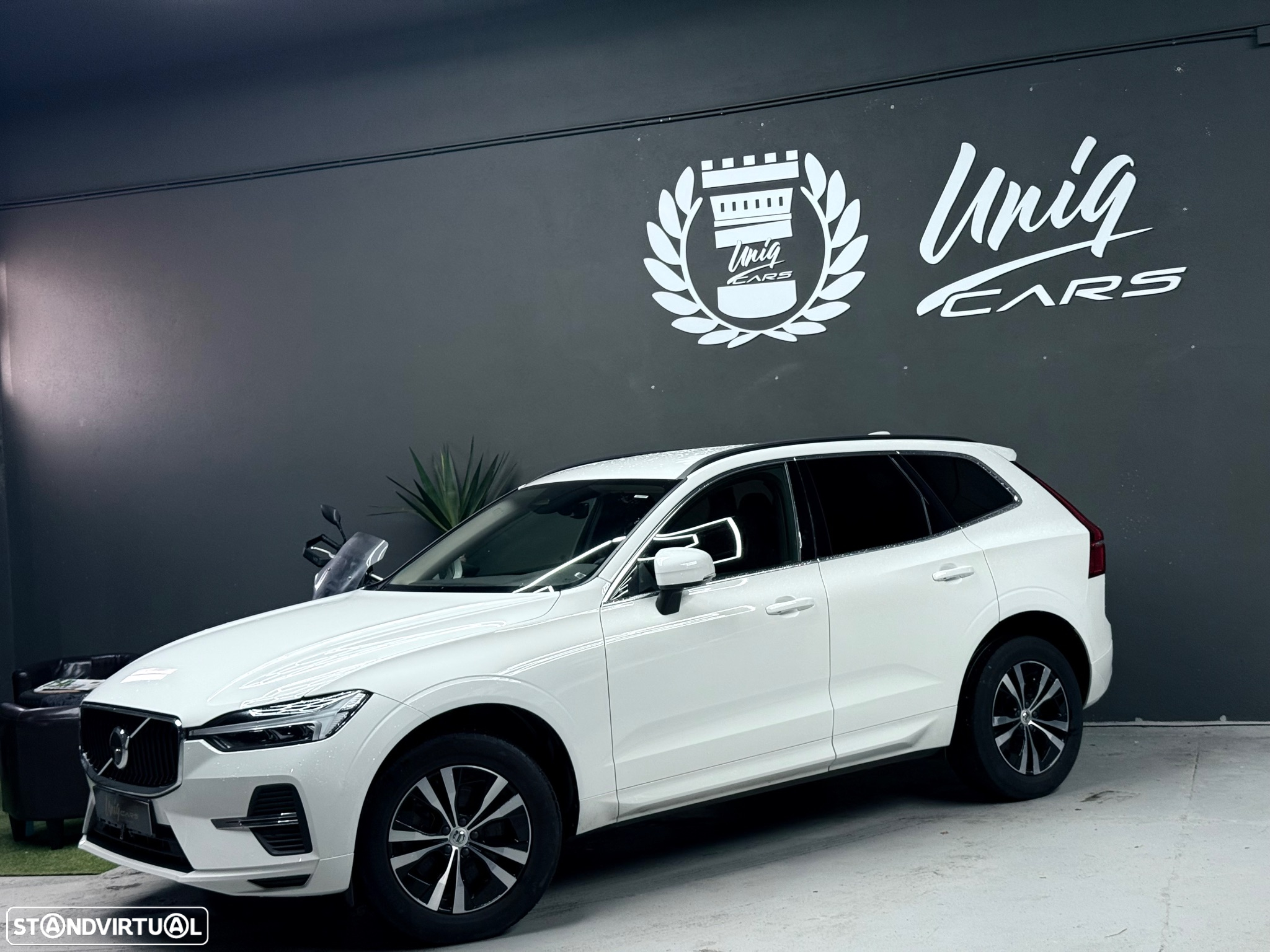 Volvo XC 60 2.0 D4 Inscription AWD Cluster B Geartronic - 19