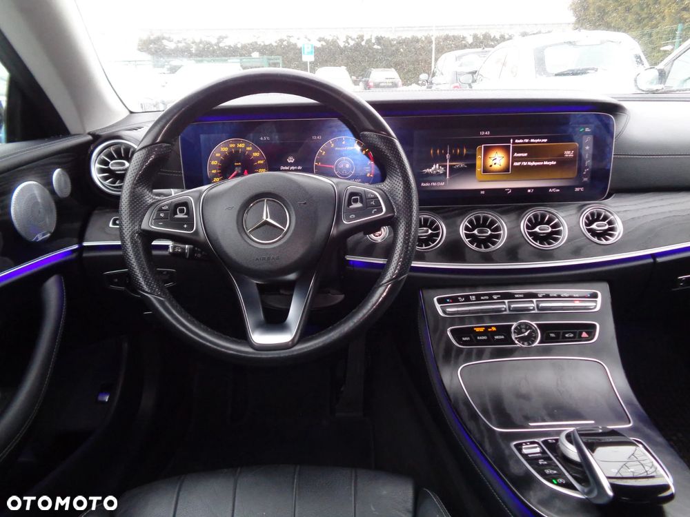 Mercedes-Benz Klasa E 200 9G-TRONIC Edition 1 - 16