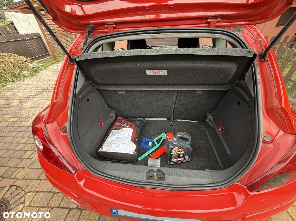 Opel Corsa - 12