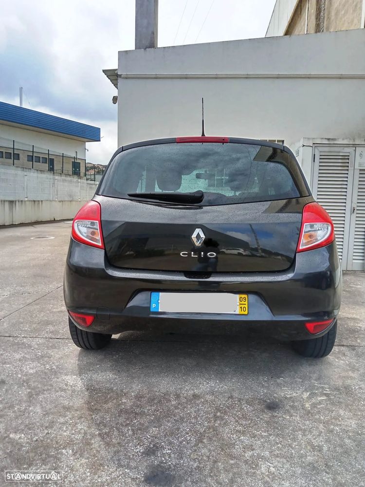 Renault Clio 1.2 16V GT - 3