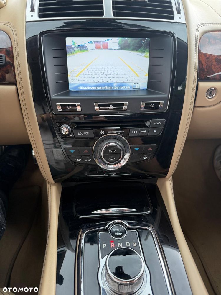 Jaguar XK 5.0 V8 Portfolio - 27